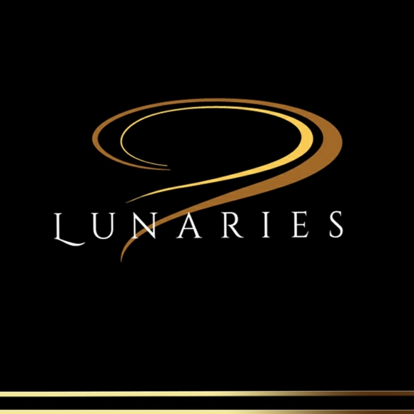 Pumpkin Spice Soy Candle w/ Wood Wick - Picture 16 of 16